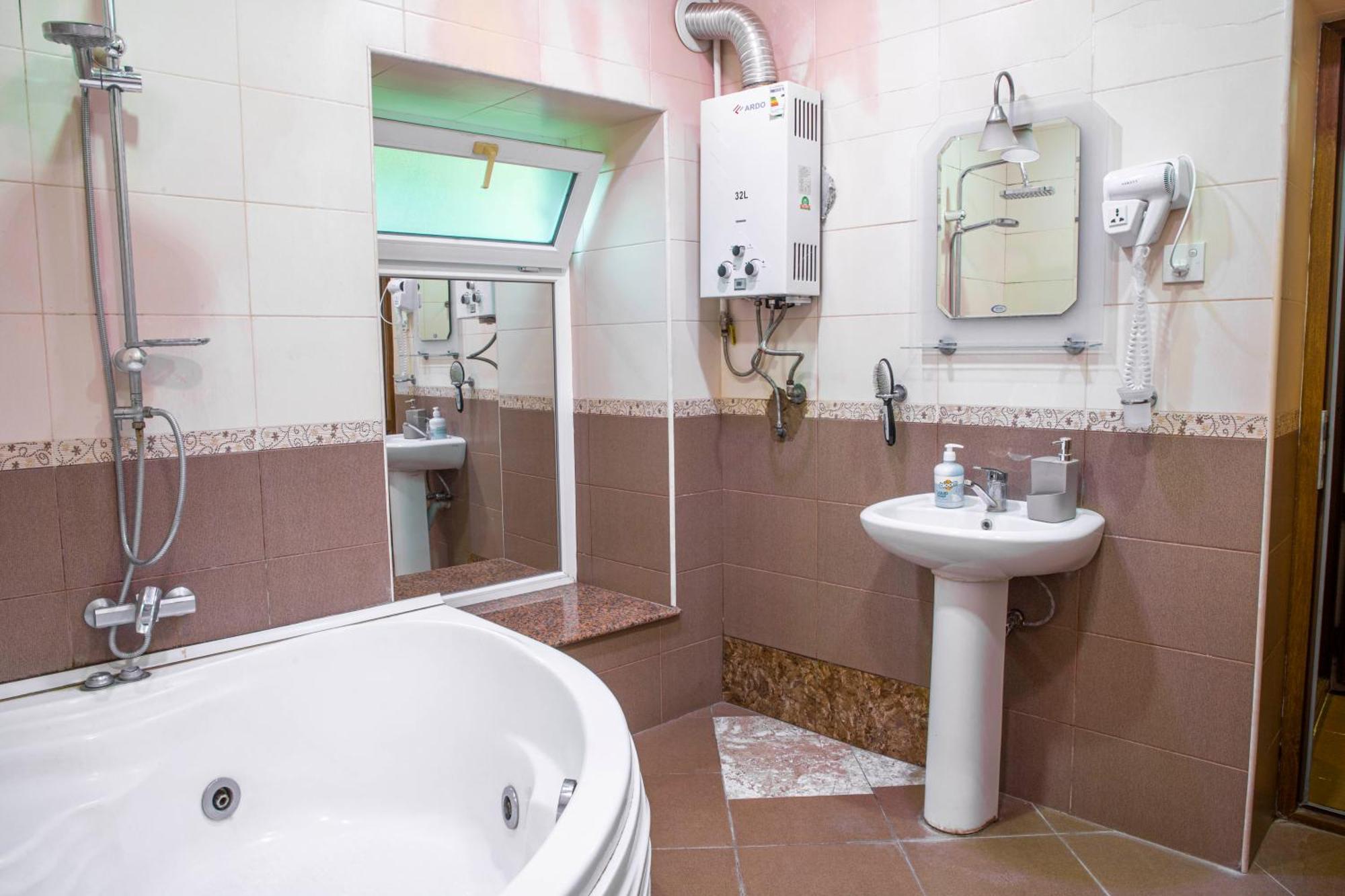 Old City Apartment Баку Екстериор снимка